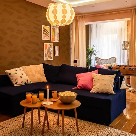 Apartment Play Cloud Manor Old Town Heart Renovated *